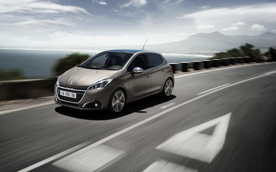  Peugeot 208 Ice Grey 2015 года  (фото 4 из 15)
